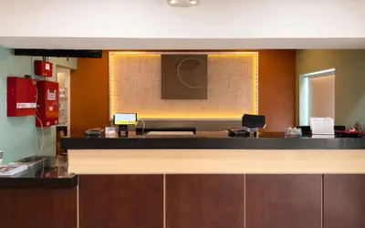 Photo 2 - Comfort Inn & Suites Texas City I-45