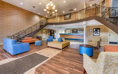 Photo 3 - Econo Lodge Inn & Suites Triadelphia - Wheeling