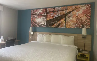 Photo 5 - Days Inn by Wyndham Warrensburg