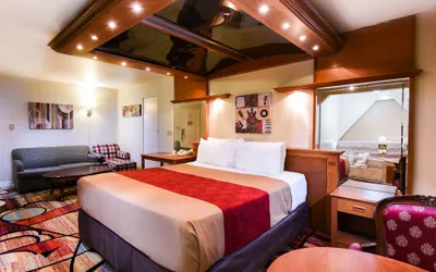 Photo 3 - Vagabond Inn Long Beach