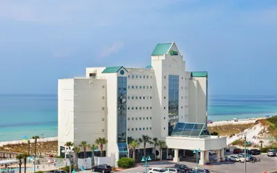 Photo 2 - Holiday Inn Express Pensacola Beach by IHG