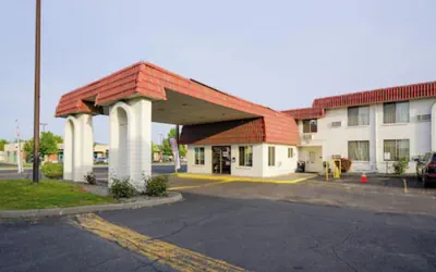 Photo 2 - Hermiston Inn & Suites