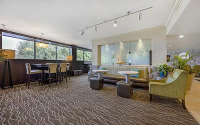 Photo 3 - Best Western Plus Agate Beach Inn