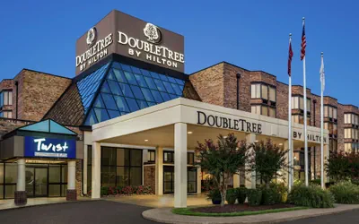 Photo 2 - DoubleTree by Hilton Hotel Jackson
