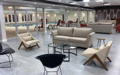 Photo 3 - Ramada by Wyndham Hartford North / Bradley Airport