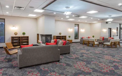Photo 4 - Ramada by Wyndham Hartford North / Bradley Airport