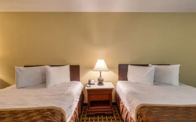 Photo 5 - Palms Garden Inn