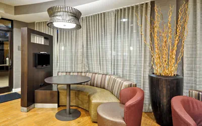 Photo 5 - Courtyard by Marriott Jacksonville Airport