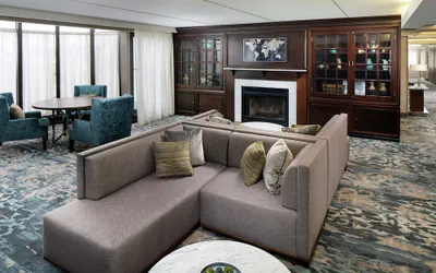 Photo 3 - DoubleTree by Hilton Nashua