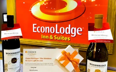 Photo 3 - Econo Lodge Inn & Suites Winnemucca