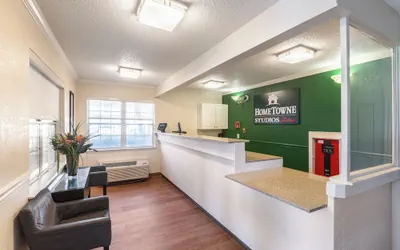 Photo 3 - HomeTowne Studios by Red Roof Atlanta - Norcross Downtown