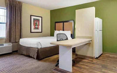 Photo 5 - Studio 6 Extended Stay Rochester Greece NY