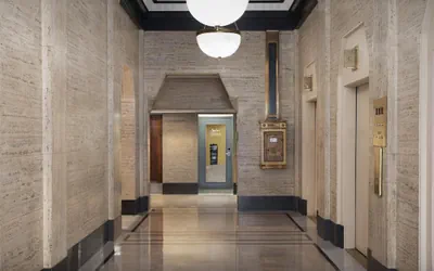 Photo 3 - Hampton Inn Indianapolis Downtown Across from Circle Centre
