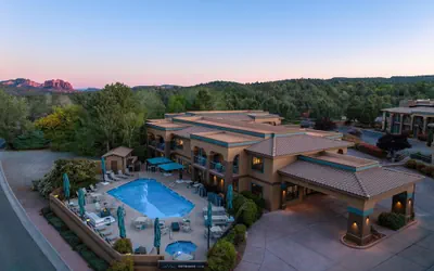 Photo 2 - Mountain Modern Sedona, Tapestry Collection by Hilton