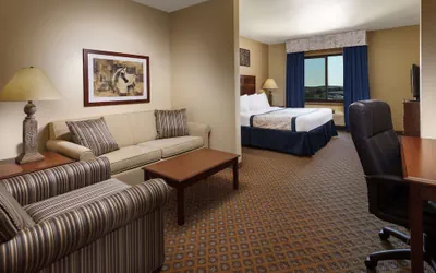Photo 5 - Roosevelt Grand Dakota, SureStay Collection by Best Western