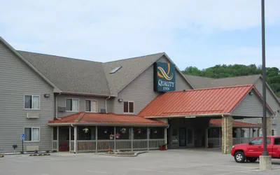Photo 2 - Quality Inn Nashville - Bloomington