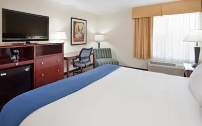 Photo 3 - Holiday Inn Express Scottsdale North by IHG