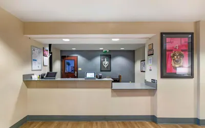 Photo 4 - Extended Stay America Suites Kansas City Airport