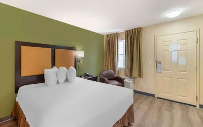 Photo 5 - Extended Stay America Select Suites - St. Louis - Westport - E Lackland Rd