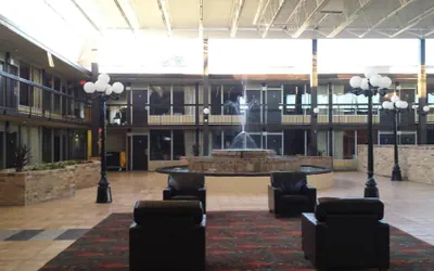 Photo 4 - Days Inn by Wyndham Henryetta