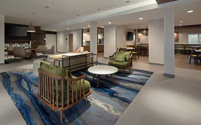 Photo 2 - Fairfield by Marriott Inn & Suites Seattle Sea-Tac Airport