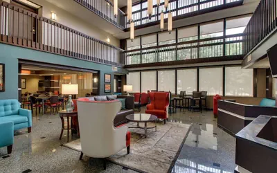 Photo 2 - Heritage Inn & Suites The Woodlands, Trademark by Wyndham