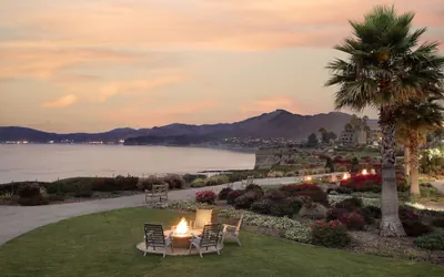 Photo 2 - Spyglass Inn