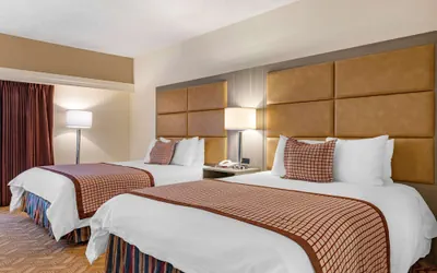 Photo 2 - Best Western Plus Thousand Oaks Inn