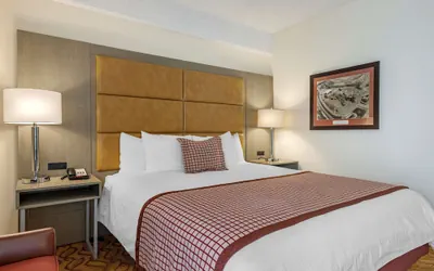 Photo 5 - Best Western Plus Thousand Oaks Inn
