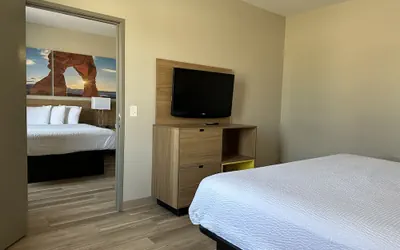 Photo 5 - Days Inn by Wyndham Oklahoma City