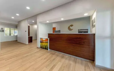 Photo 3 - Comfort Inn & Suites Oklahoma City North - Quail Springs