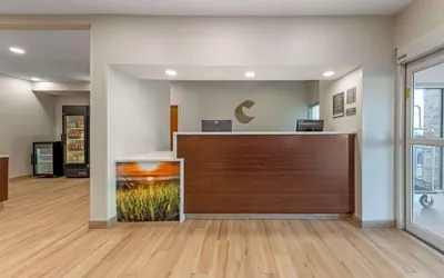 Photo 4 - Comfort Inn & Suites Oklahoma City North - Quail Springs