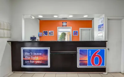 Photo 3 - Motel 6 Americus, GA