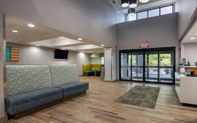 Photo 3 - Hampton Inn & Suites Alpharetta Roswell