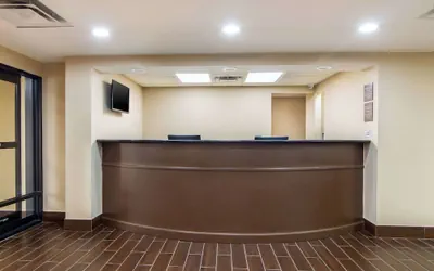Photo 3 - Comfort Inn Acworth - Kennesaw Northwest