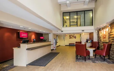 Photo 4 - Red Roof Inn PLUS+ West Palm Beach