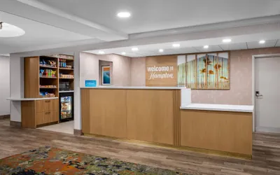 Photo 4 - Hampton Inn Miami-Airport West