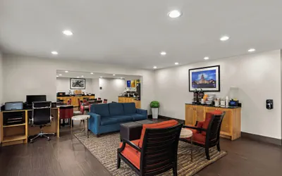 Photo 5 - Comfort Inn & Suites Austin North Loop