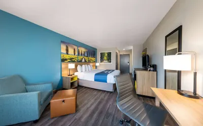 Photo 5 - Days Inn by Wyndham Lathrop