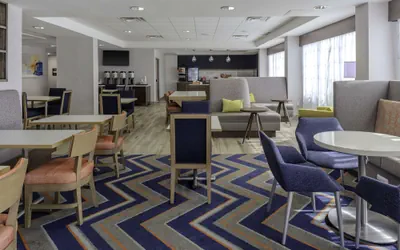 Photo 3 - Hampton Inn Sarasota - I-75 Bee Ridge