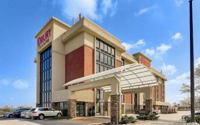 Photo 2 - Drury Inn & Suites St. Louis St. Peters