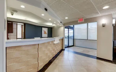 Photo 5 - Drury Inn & Suites St. Louis St. Peters
