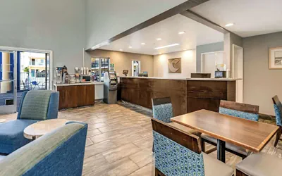 Photo 5 - Comfort Inn Beach/Boardwalk Area