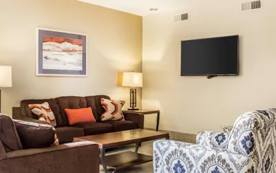 Photo 4 - Quality Inn & Suites Yuma