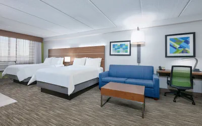 Photo 4 - Holiday Inn Express Hotel & Suites DFW Airport South by IHG