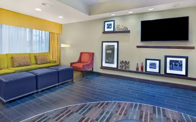 Photo 4 - Hampton Inn Conyers
