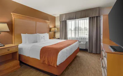 Photo 2 - Best Western Plus Deer Park Hotel & Suites