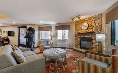 Photo 3 - Best Western Plus Deer Park Hotel & Suites