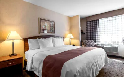 Photo 2 - Quality Inn Burlington