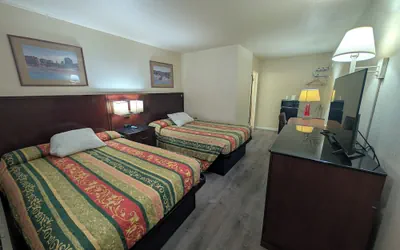 Photo 4 - Economy Inn Safford